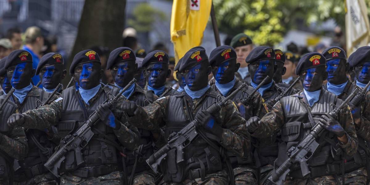 Guatemala blinda con 2 000 soldados la frontera con México