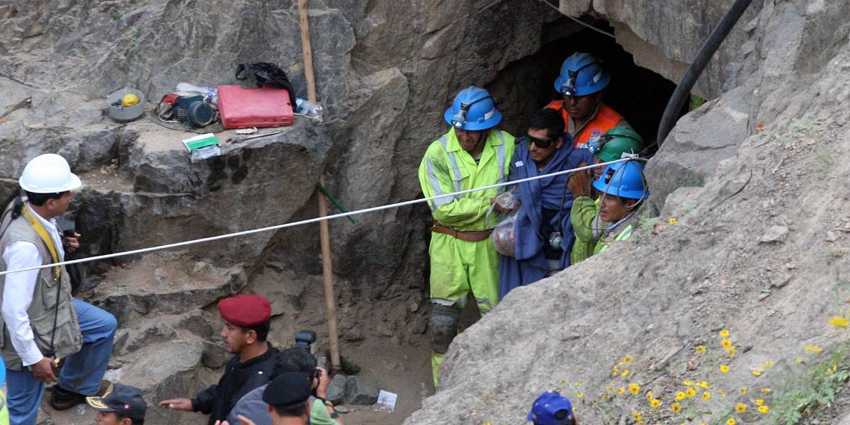 En Perú se confirma la muerte de 27 personas en el incendio de una mina