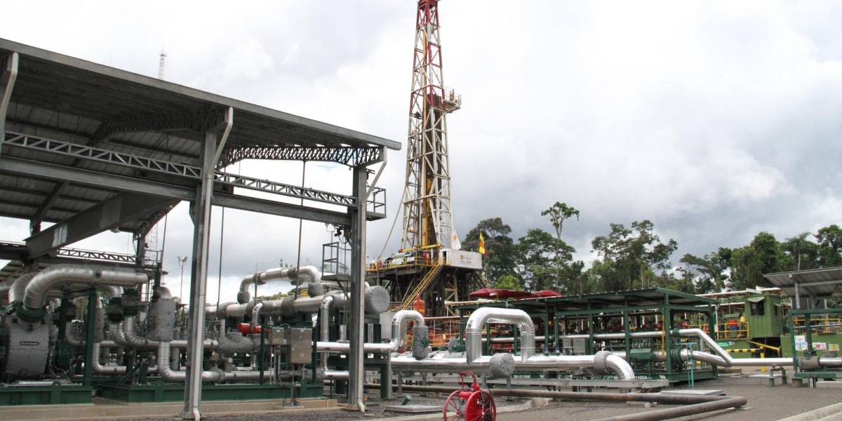 Perforación petrolera en Ecuador suma 6 000 barriles diarios a la producción nacional