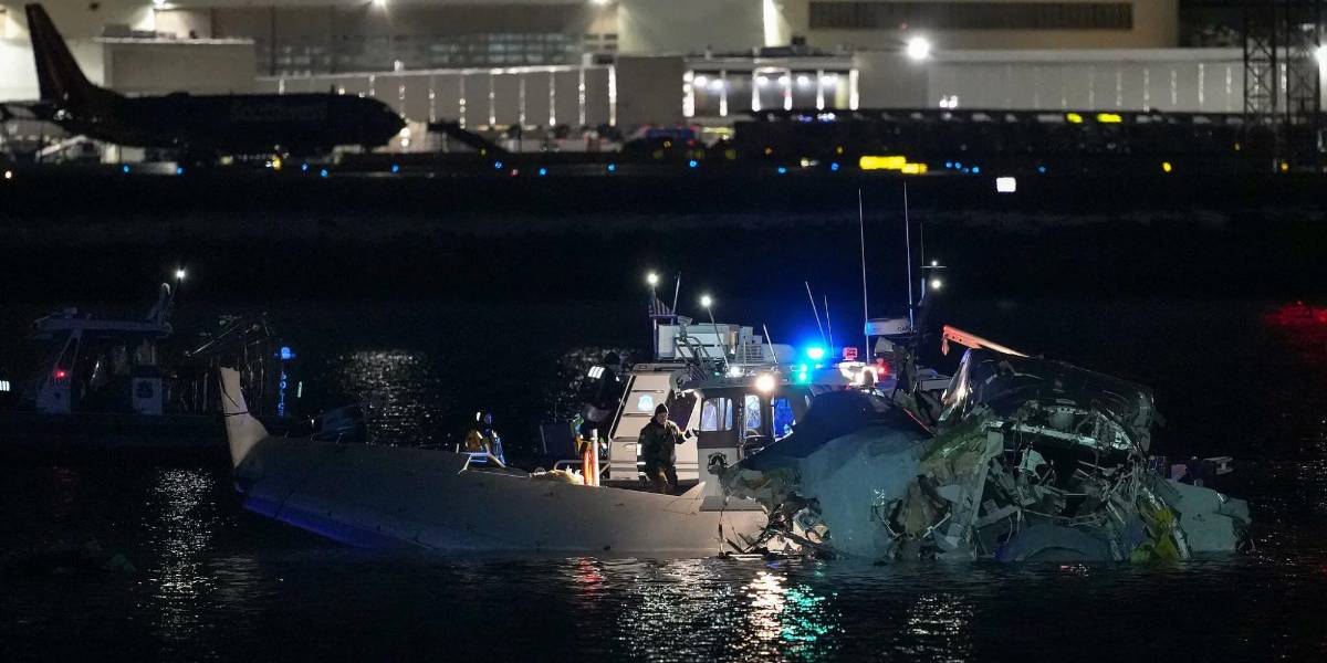 El accidente entre el avión de American Airlines y el helicóptero del Ejército de EE.UU. deja al menos 30 muertos