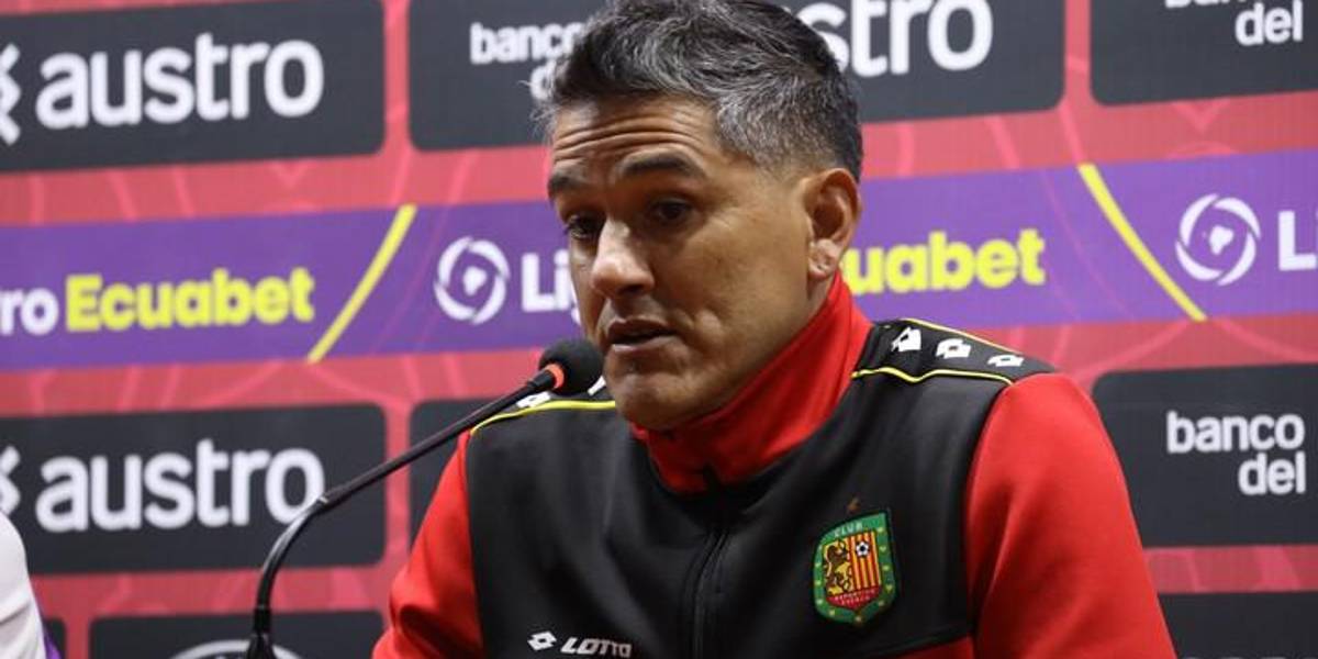 Norberto Araujo: A nuestros jugadores les dieron codazos y nunca vieron el VAR