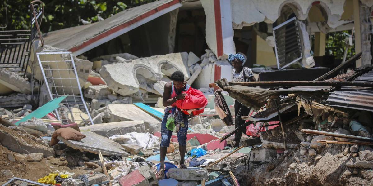Más de 1.290 muertos y 2.800 heridos por el sismo en Haití