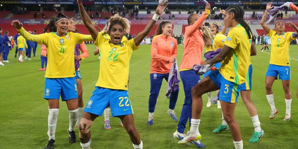 Brasil golea a Uruguay y disputará la final de la Copa América femenina con Colombia