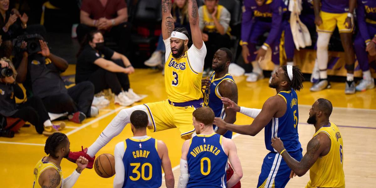 Los Lakers destronan a los Warriors y jugarán la final del Oeste ante los Nuggets