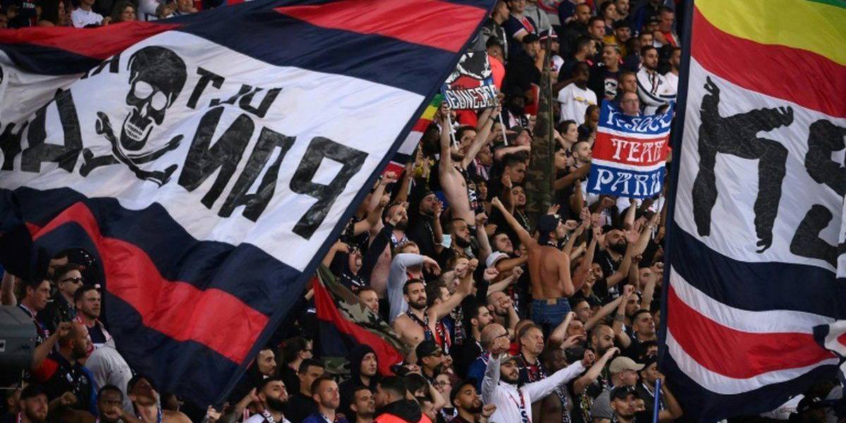 Hinchas del PSG piden la salida de Messi y la cúpula del club