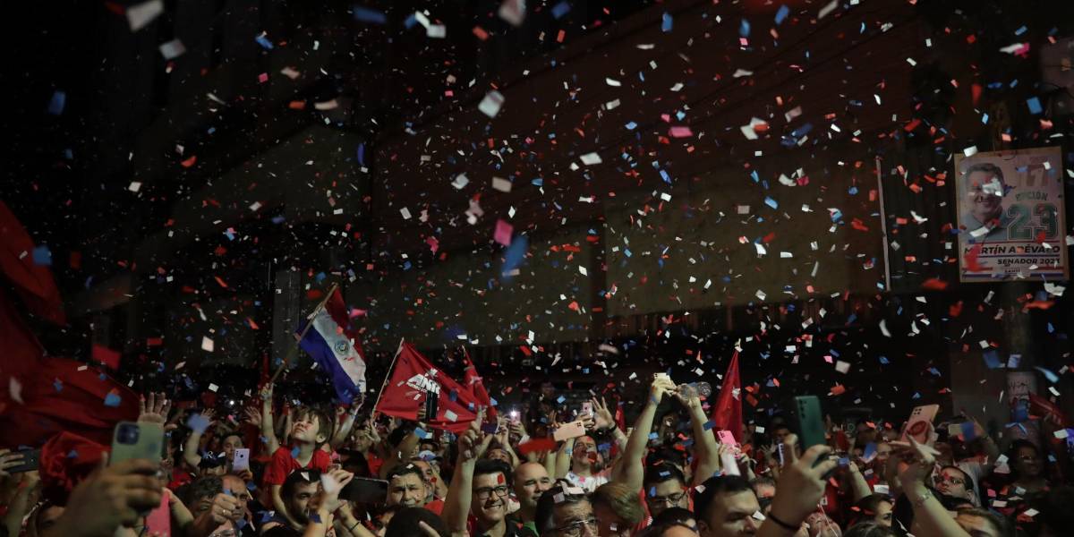 Santiago Peña, proclamado presidente electo de Paraguay con 42,93 % de votos