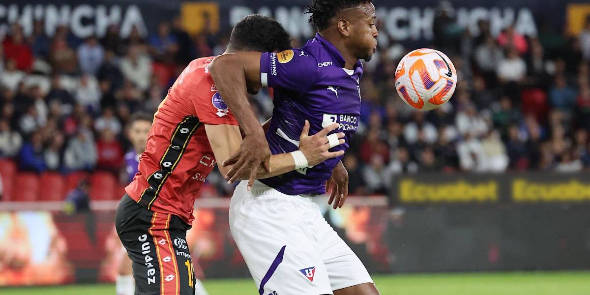 Liga de Quito rescató un agónico empate con el Deportivo Cuenca