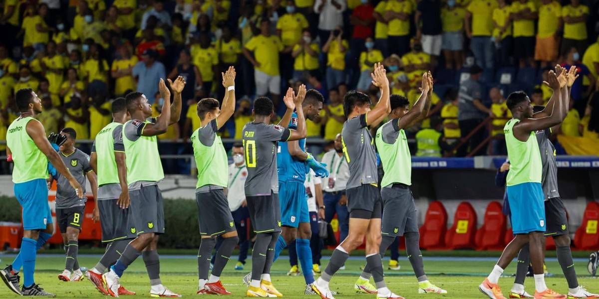 Ecuador sigue tercero en las eliminatorias tras su empate ante Colombia