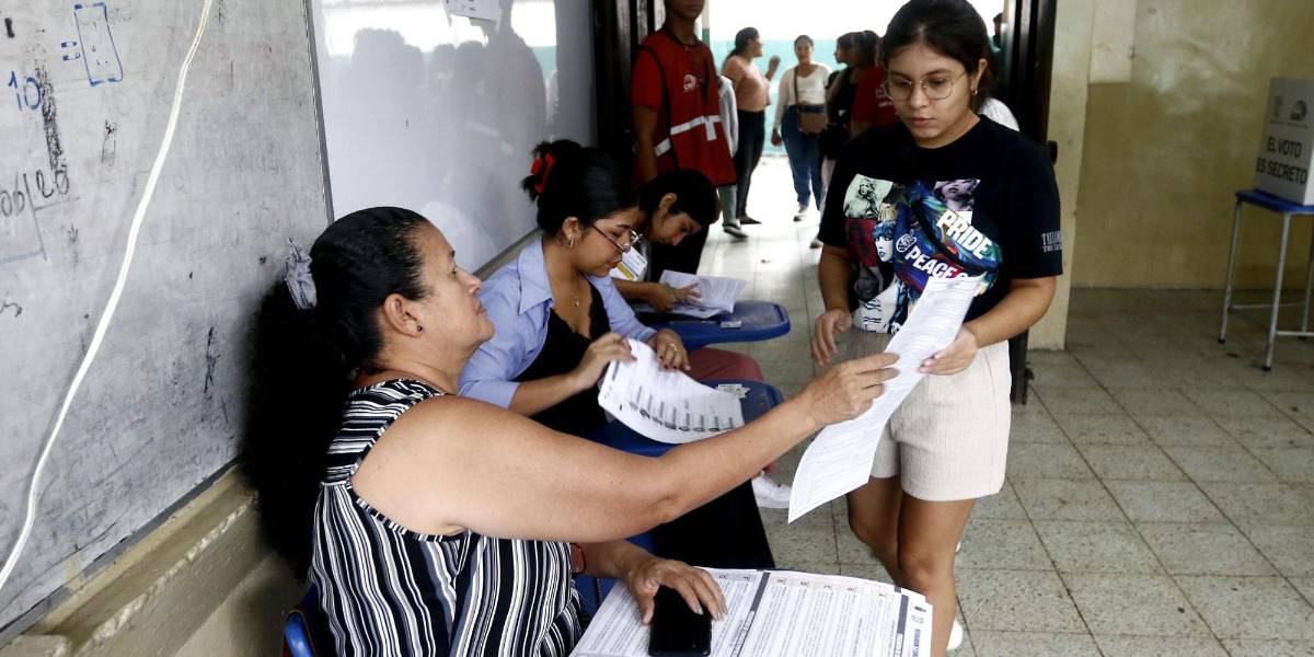 Elecciones Ecuador 2025 | ¿Qué tipo de candidato presidencial busca el electorado?