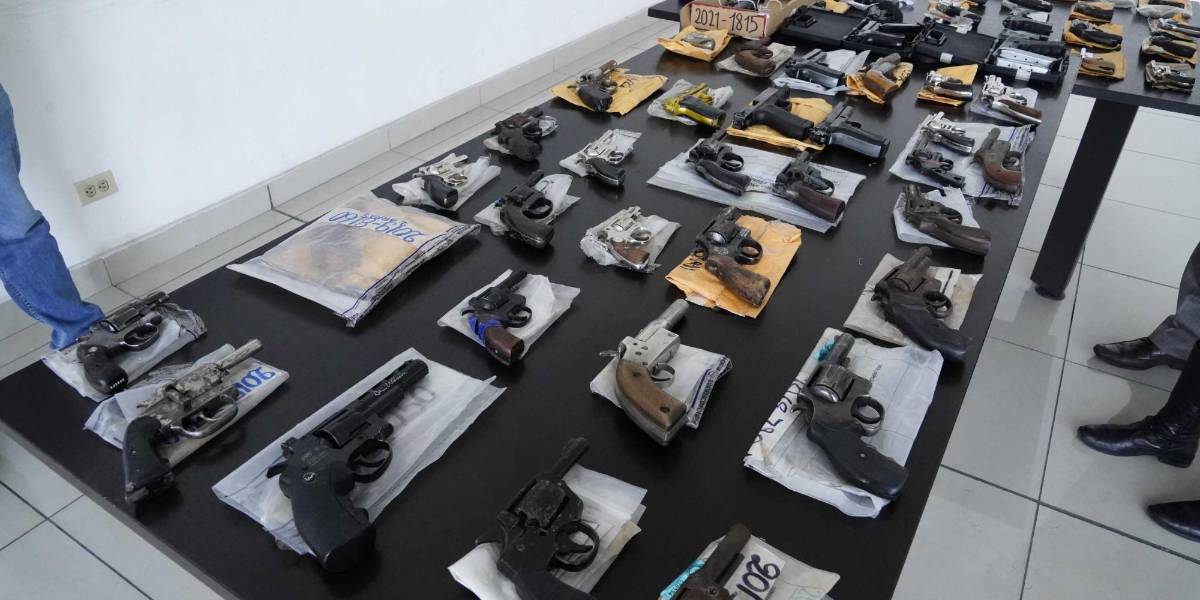 313 armas decomisadas en Quito serán destruidas por militares