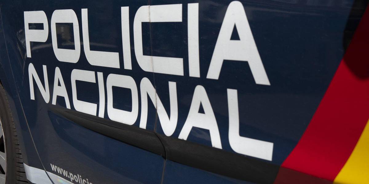 La Policía de España decomisó 57 kilos de cocaína ocultos en piñas que salieron de Ecuador