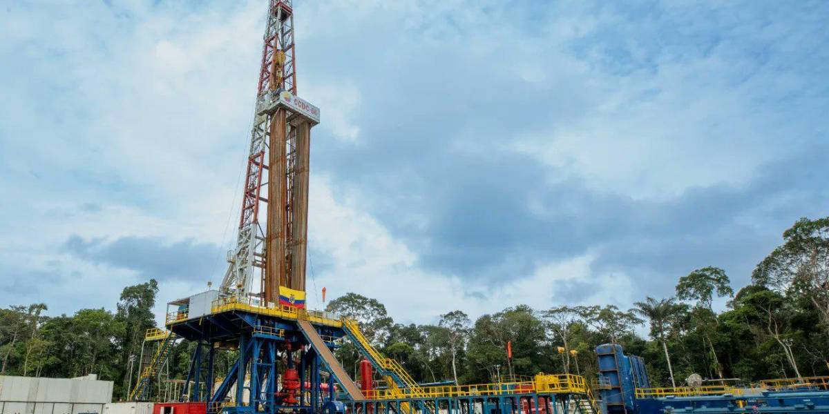 Petroecuador supera la barrera de 400 mil barriles de petróleo por día