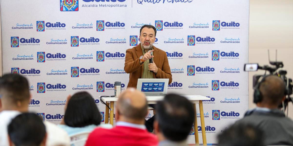 Pabel Muñoz, en desacuerdo con disculparse por haber revertido la donación del estadio Olímpico Atahualpa