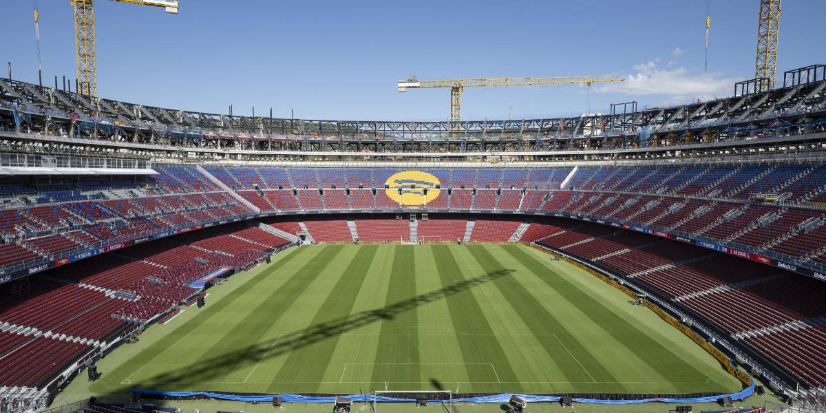 ¿Por qué el FC Barcelona sigue sin jugar en su remodelado estadio Camp Nou?
