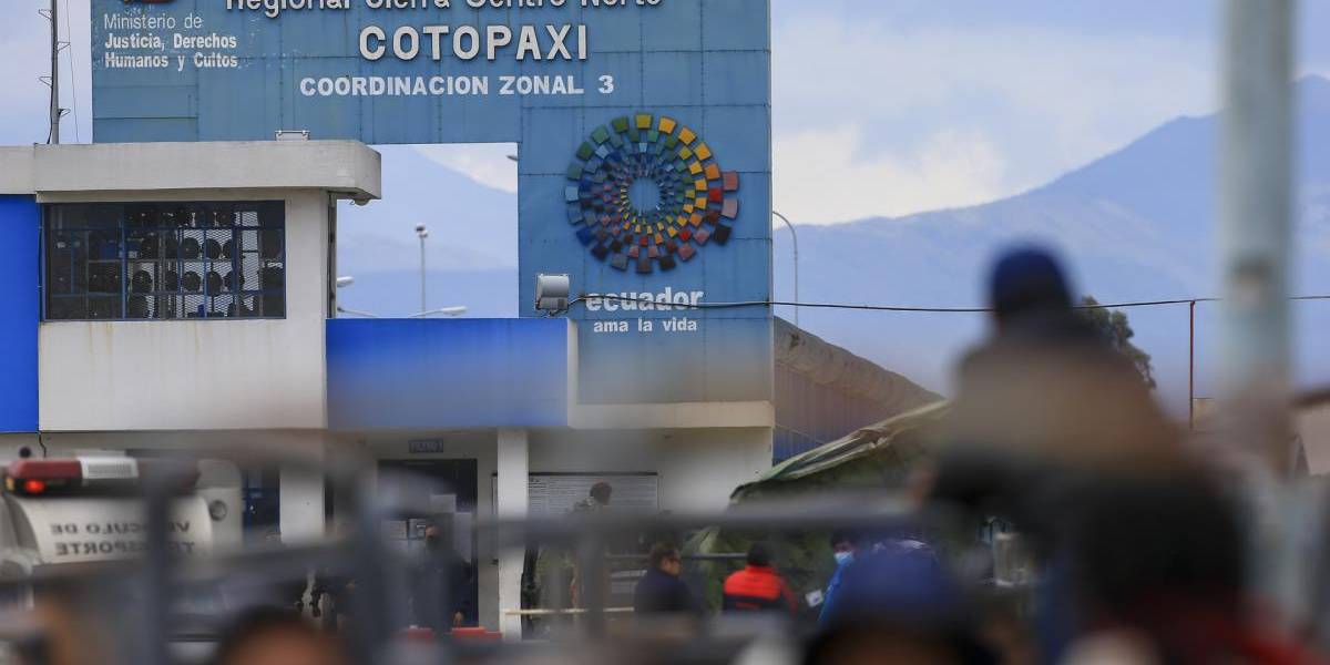 Tras la matanza en La Roca, prisioneros en Latacunga y Cuenca retuvieron a agentes penitenciarios para exigir el traslado de Los Lobos