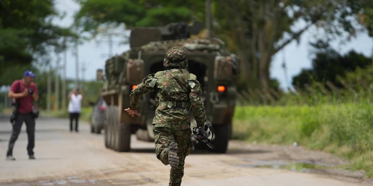 Al menos ocho muertos y decenas de heridos tras 19 atentados en el suroeste de Colombia