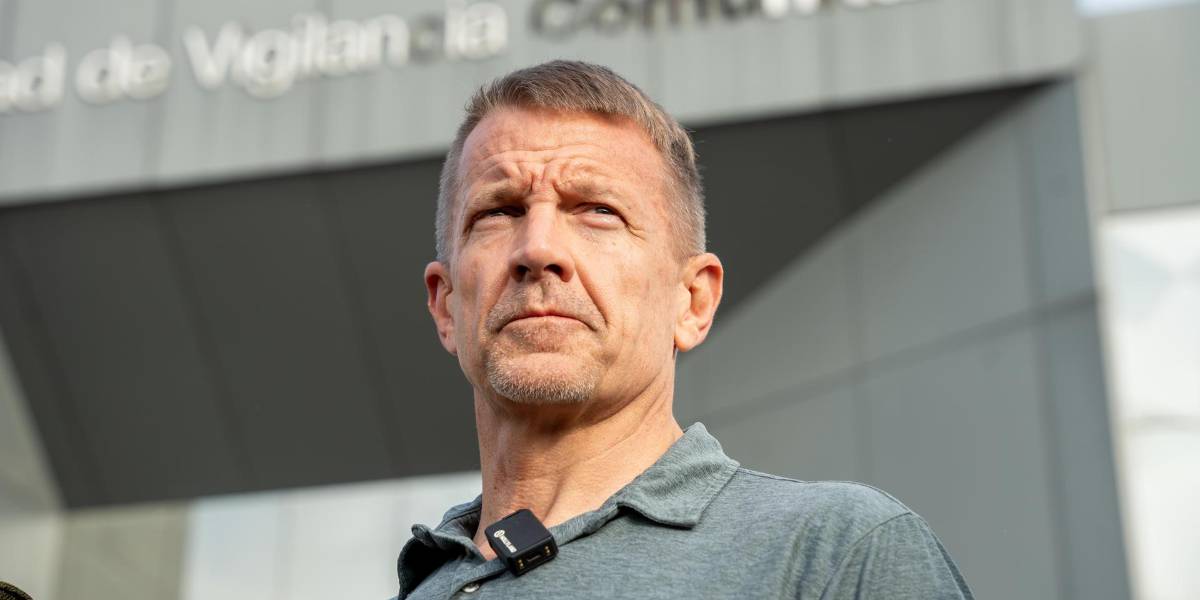 Erik Prince ofrece sus servicios de seguridad en Perú contra la minería ilegal, luego de visitar Ecuador