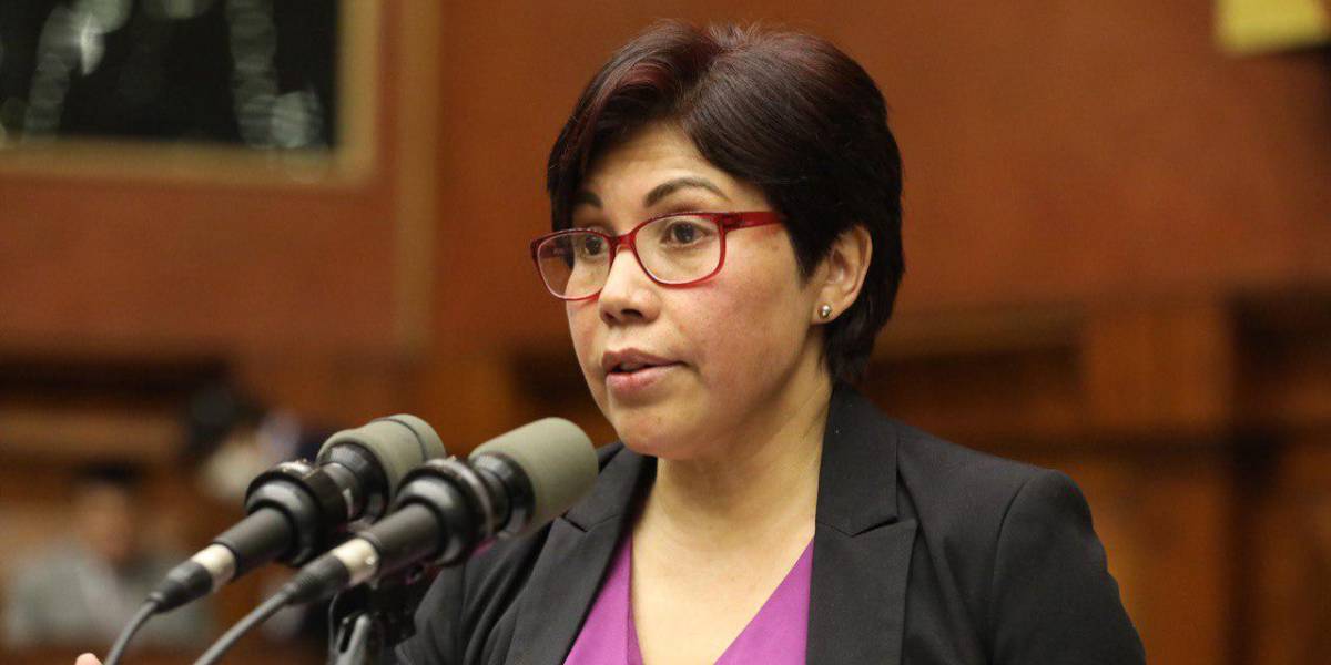 Elizabeth Otavalo: Yo no me siento segura de que un policía investigue a otro policía
