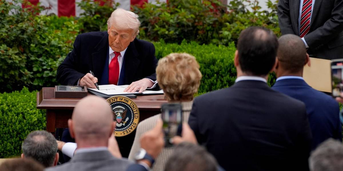 Qué son los aranceles y por qué los está usando Trump