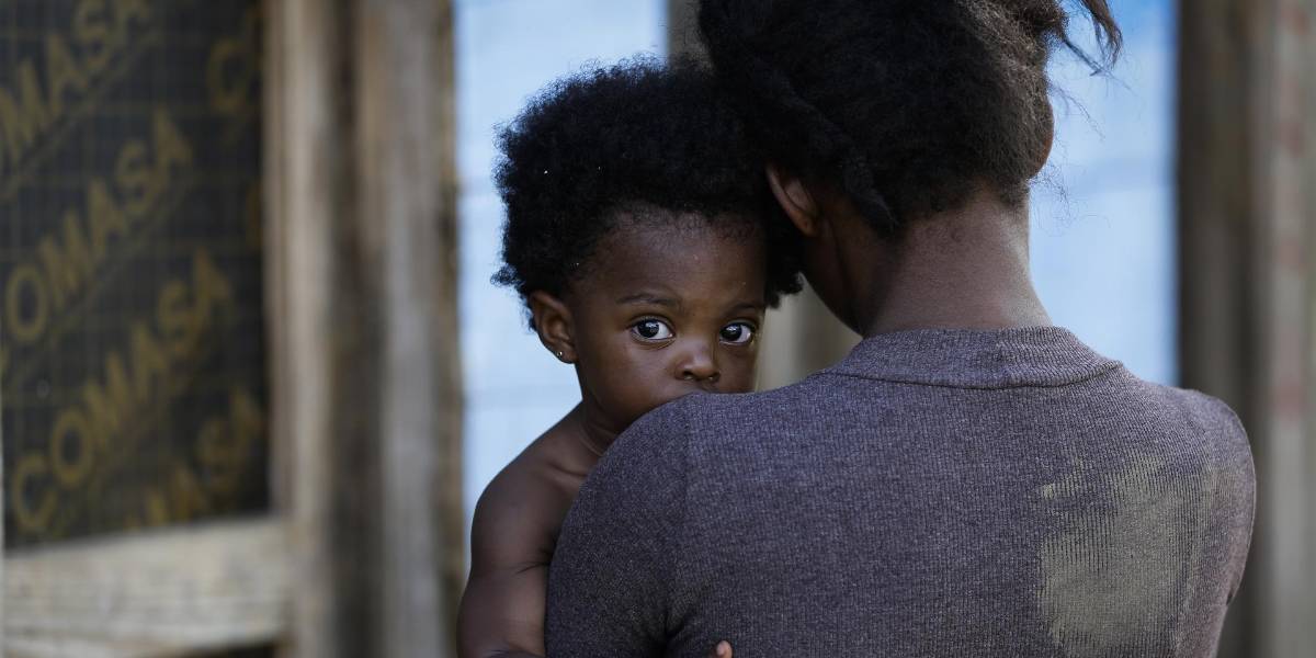 Miles de niños migrantes atraviesan la peligrosa selva del Darién