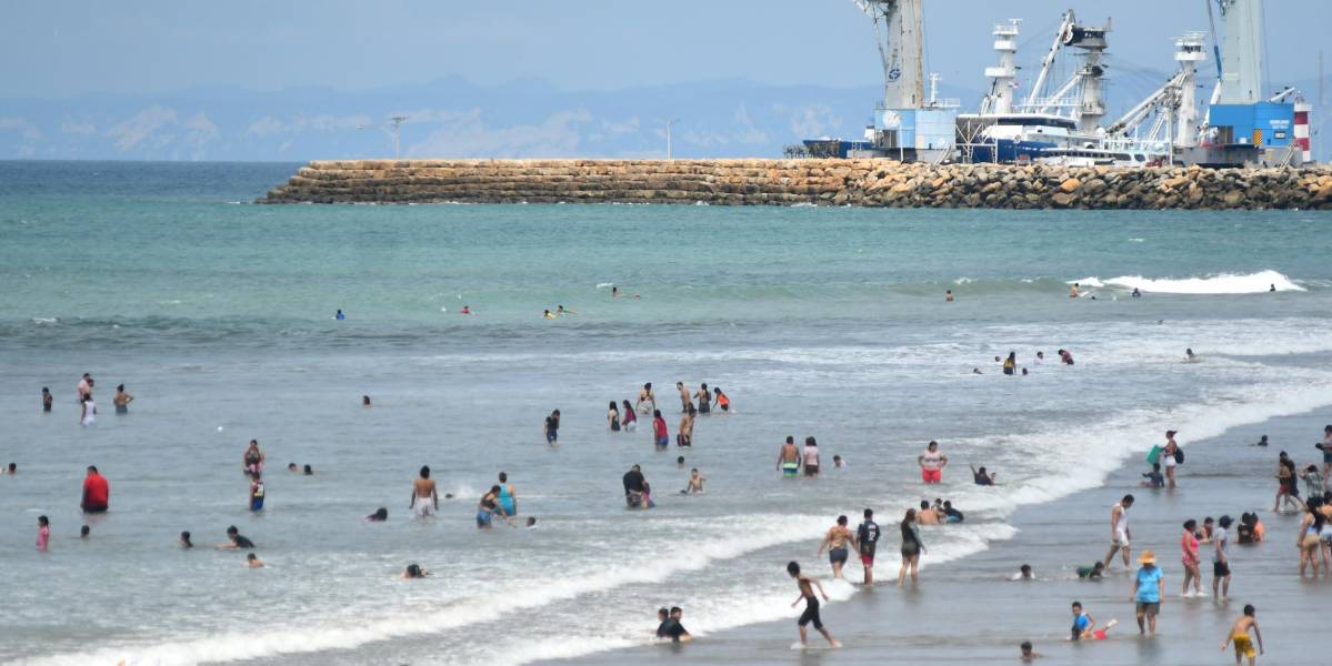 USD 318 millones de ingresos se registraron en los primeros cinco feriados de 2025