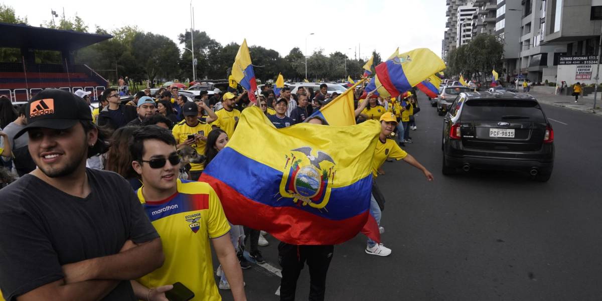 El viernes, día del partido de Ecuador contra Países Bajos, se trabaja en jornada normal
