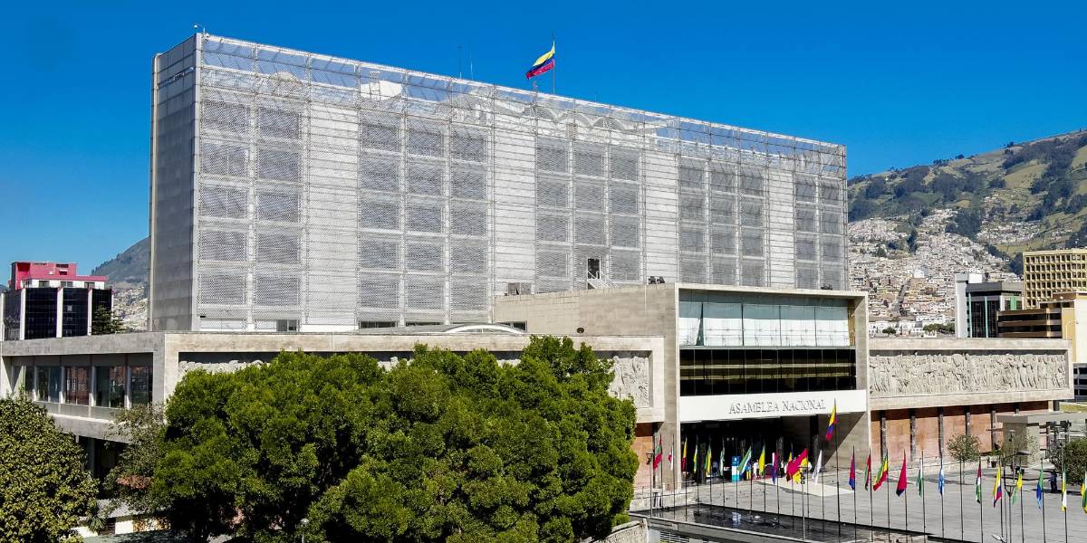 Tres ministros comparecerán en Fiscalización de la Asamblea por irrupción en la Embajada de México