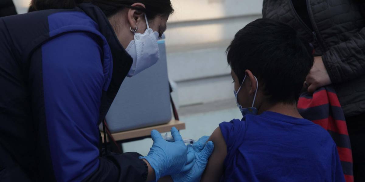 Fin de la emergencia COVID-19: la situación en Ecuador, cifras de vacunación y las precauciones que aún debemos tener