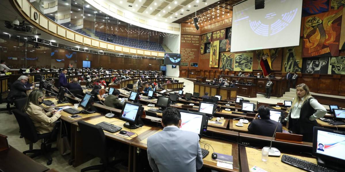 Asamblea: se aprobó proyecto de ley que garantiza los derechos del personal de la red pública de salud