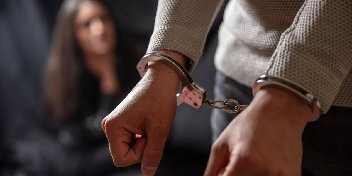 Una mujer fue extraditada desde Colombia a Ecuador por presunto tráfico de drogas