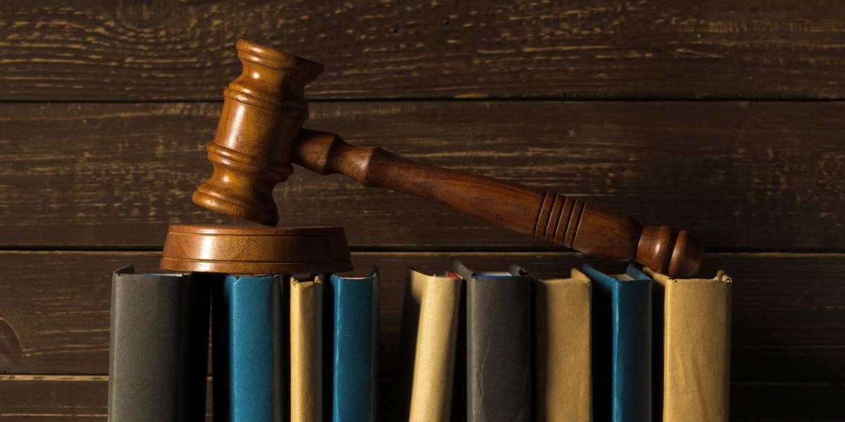 A cuatro miembros de Los Lobos les ratificaron la sentencia de 34 años por triple asesinato, en Riobamba