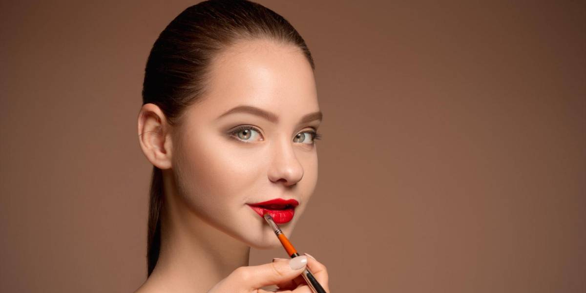 Seis trucos de maquillaje virales para un acabado profesional