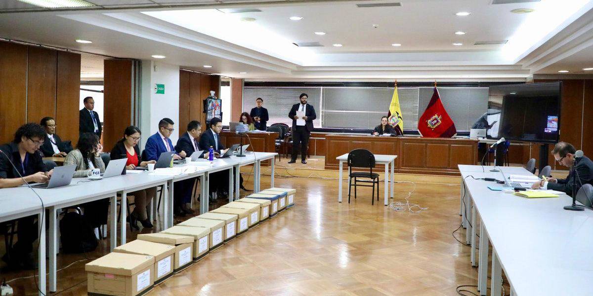 Caso Ligados: prisión preventiva para la exasambleísta Esther Cuesta y caución para Augusto Verduga