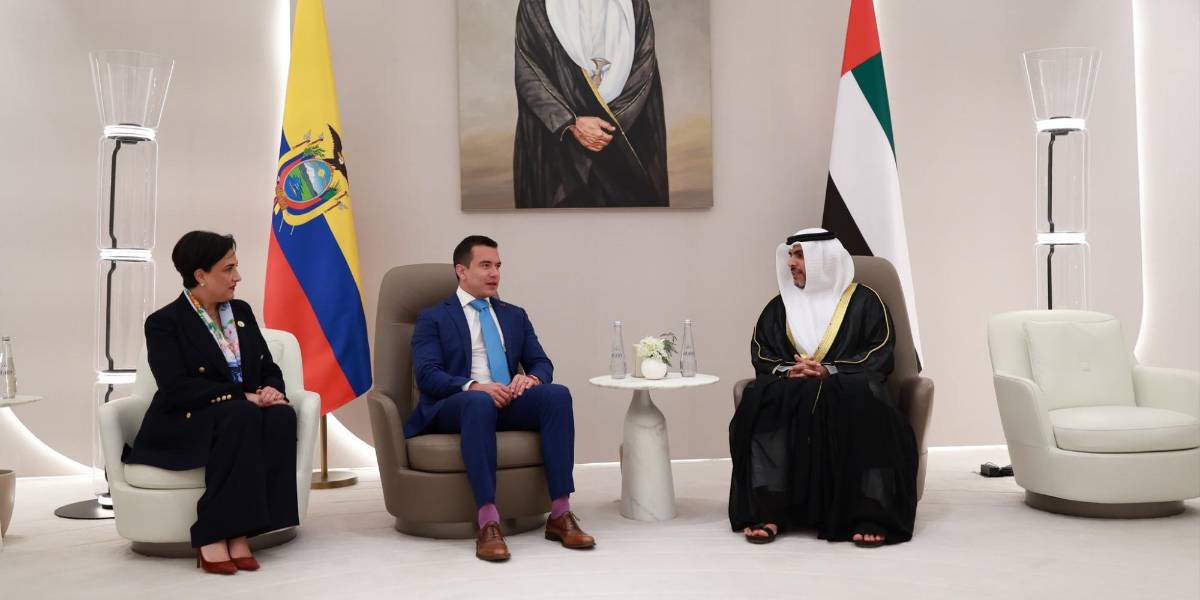 Noboa llega a Emiratos Árabes, donde inaugurará embajada de Ecuador