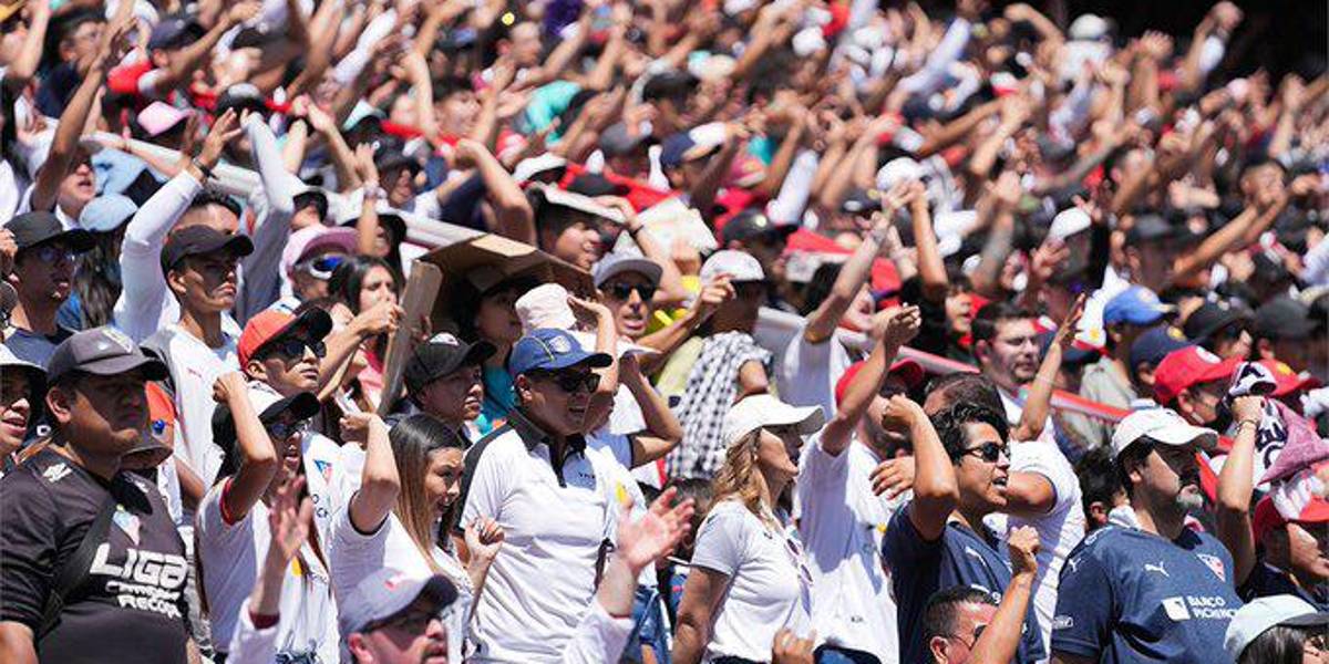 Liga Pro: Liga de Quito prohíbe el ingreso de hinchas con distintivos amarillos o del FC Barcelona