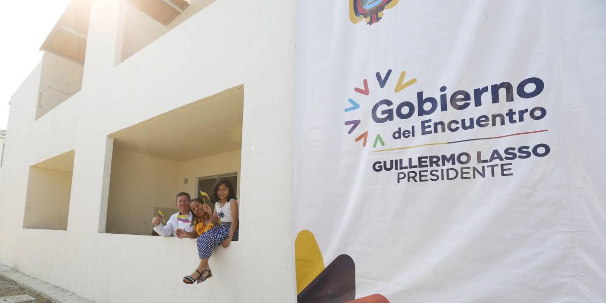 ¿Gobierno del Encuentro o del Ecuador?: cambian el emblema, luego de caso de corrupción