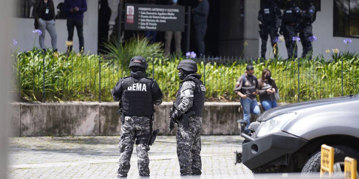 Fiscalía ordena allanamiento en la Casa de la Cultura por presunta existencia de material explosivo