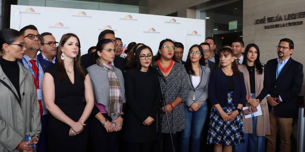 El correísmo evalúa si continúa siendo fiel al acuerdo con PSC y ADN