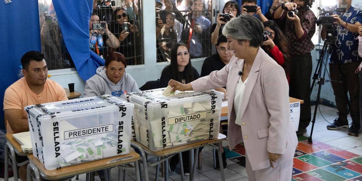 Chile: Se cierran las urnas e inicia el conteo de votos en las elecciones presidenciales