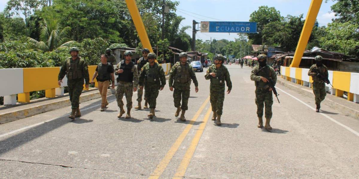 FF. AA.: El enemigo al que nos enfrentamos no tiene honor, no respeta la vida
