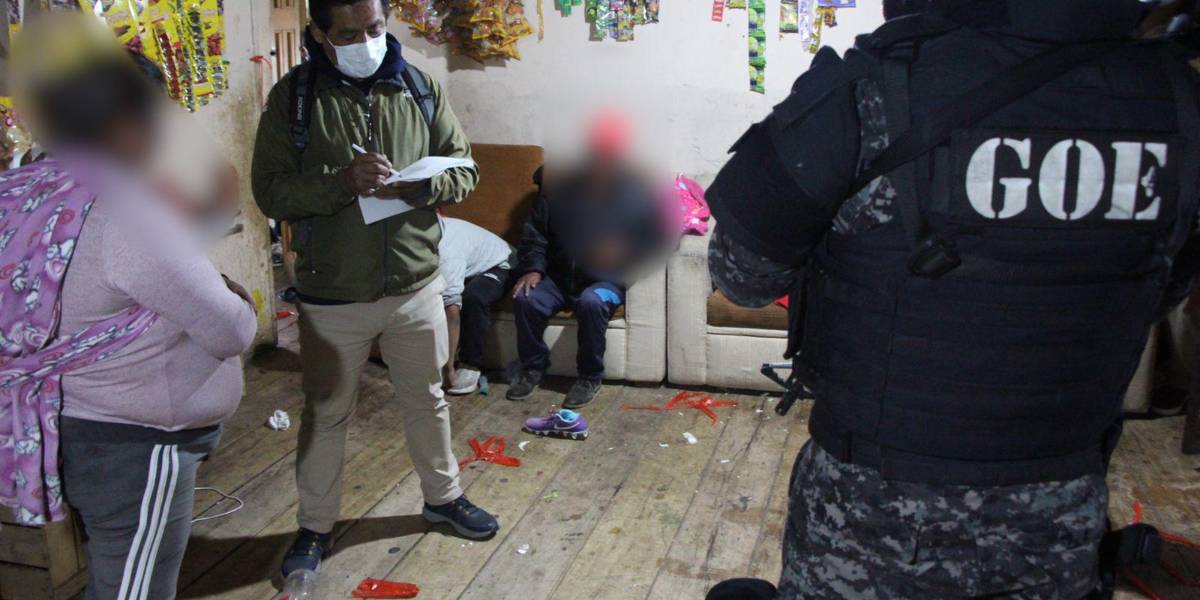 Rescatan a 8 menores de edad obligados a trabajar en las calles en Quito