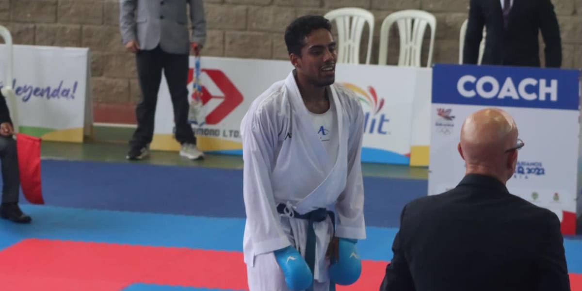 El karateca José Acevedo logra la segunda medalla de oro para Ecuador en los Bolivarianos
