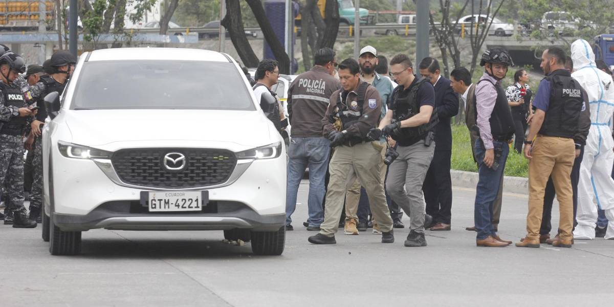 Un juez dicta prisión preventiva a los dos detenidos por el asesinato del fiscal César Suárez