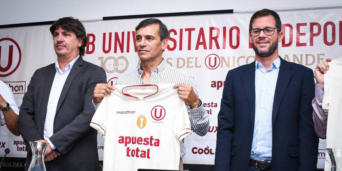 Fabián Bustos fue presentado oficialmente como nuevo entrenador del Universitario de Perú