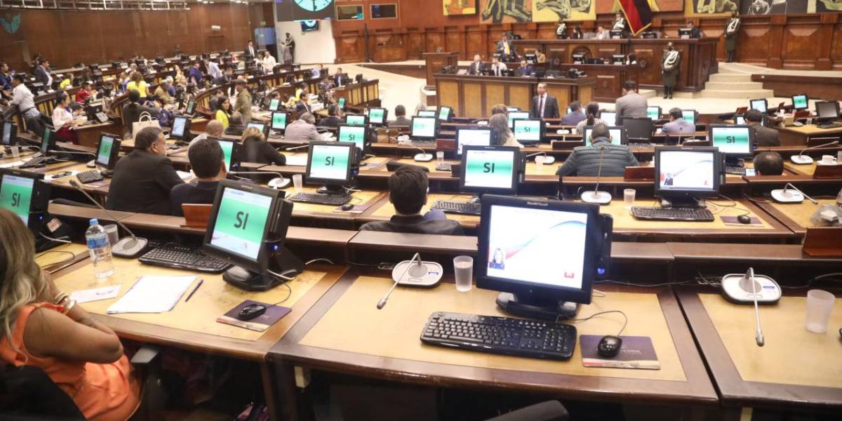 Ley tributaria: incidentes en la Asamblea durante el debate sobre la derogación de la norma