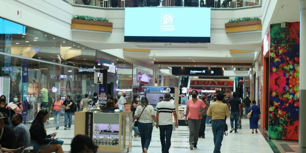 Las manifestaciones dejan efectos negativos en los comercios de cara al Día del Padre