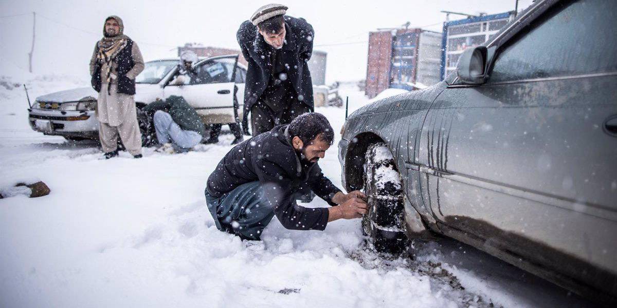 La ola de frío en Afganistán deja casi 90 muertos y más de 40.000 niños hospitalizados