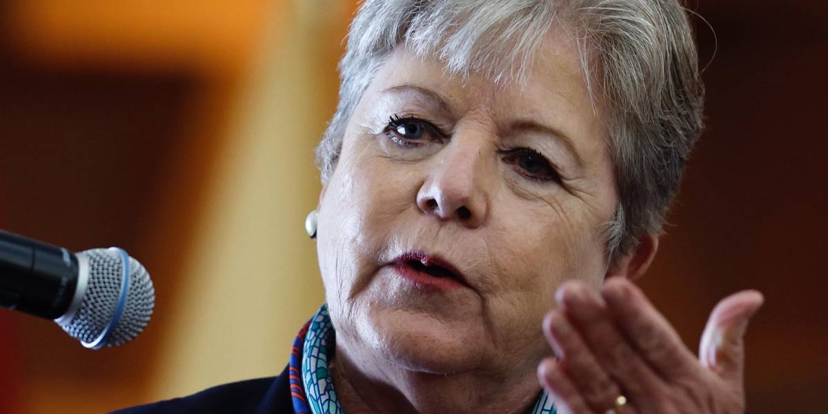 La canciller de México, Alicia Bárcena, llama a no olvidar ni normalizar el ataque a la Embajada de Ecuador