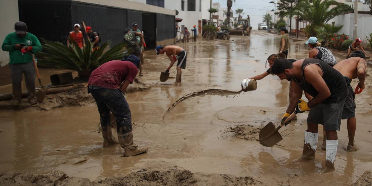 Fuertes lluvias en Perú ponen en riesgo a 1,3 millones de personas