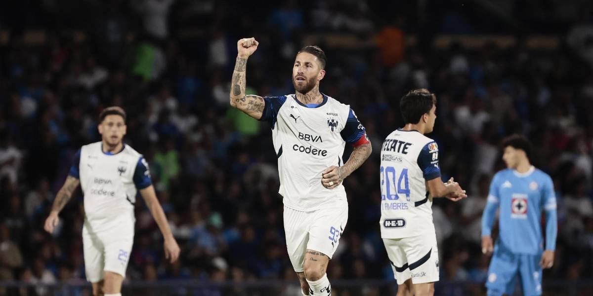 Sergio Ramos anota su segundo gol con los Rayados de Monterrey